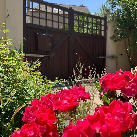 Le Clos De La Tannerie Saint-Aquilin-de-Pacy Exterior foto