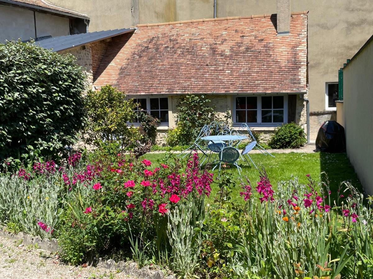 Villa Le Clos De La Tannerie Saint-Aquilin-de-Pacy Exterior foto